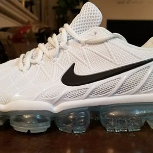 Brand new in box men's Nike Air Max vapormax size
